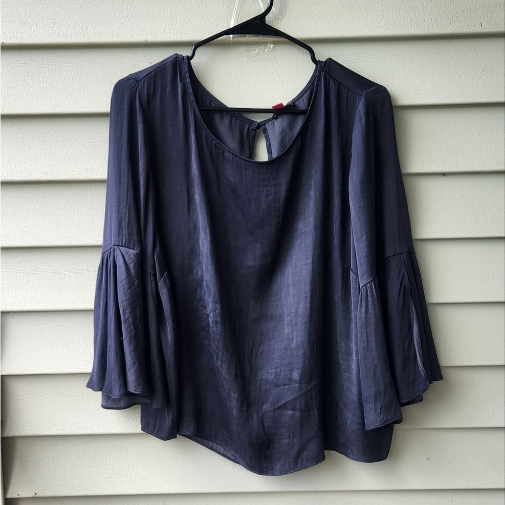 Vince camuto long sleeve blouse